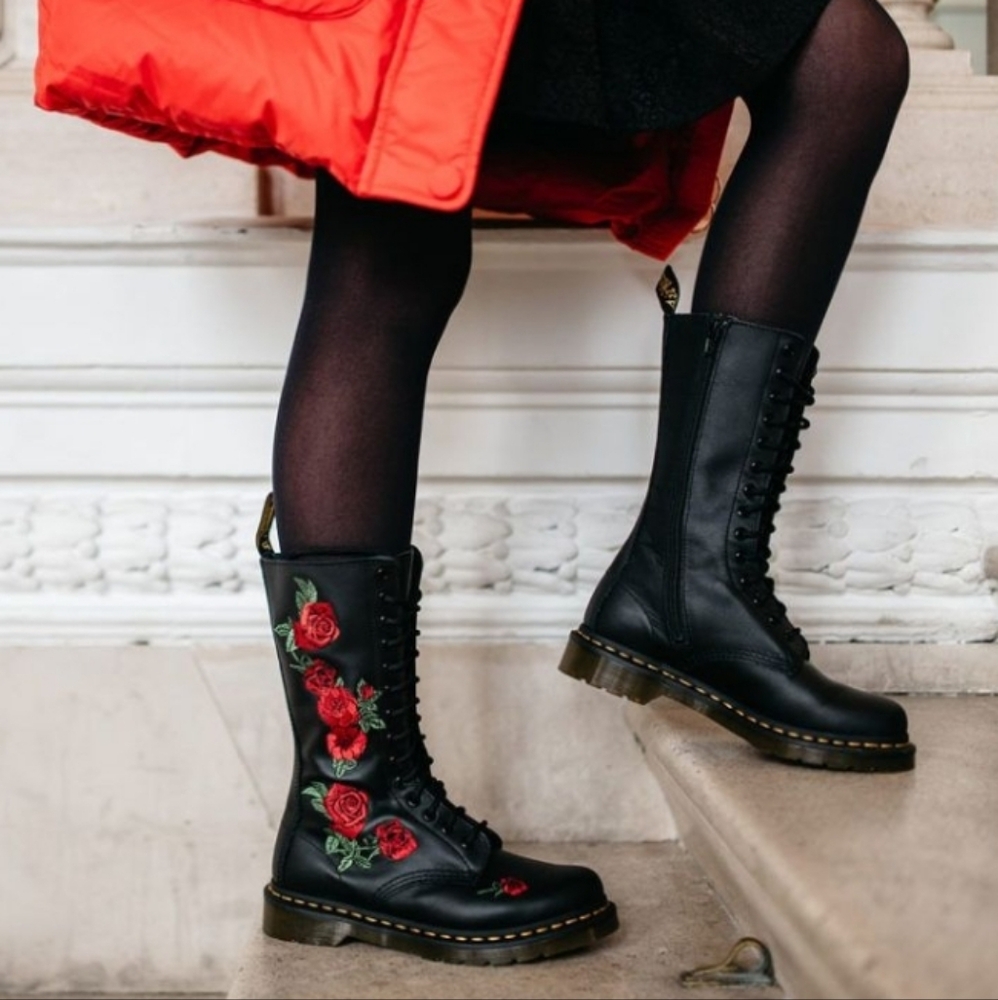Dr. Martens 1914 Vonda Floral Embroidered Black Leather 14 Eyes With Zip Boots